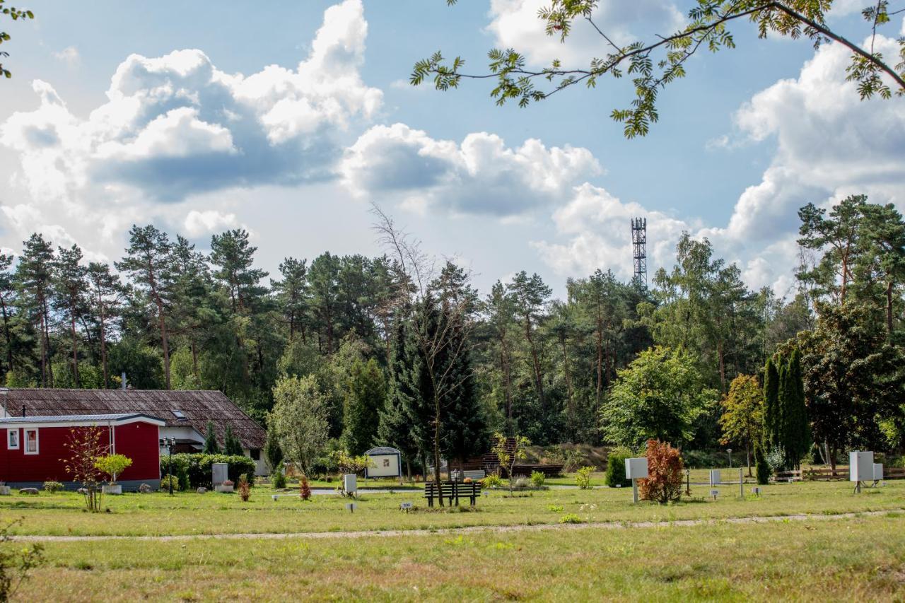 Naturcamping Lueneburger Heide - Chalets & Tiny Haeuser Soltau Dış mekan fotoğraf
