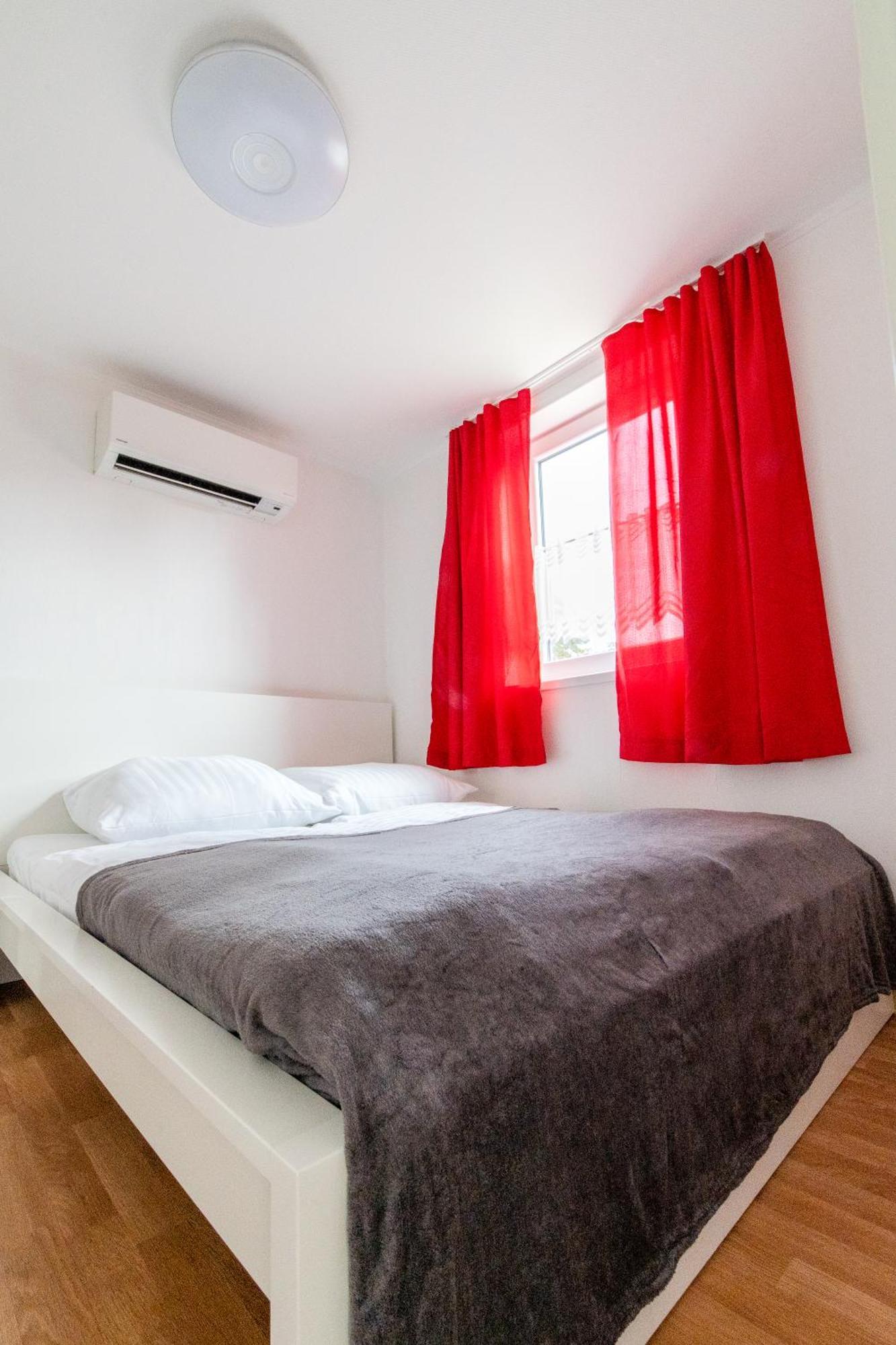 Naturcamping Lueneburger Heide - Chalets & Tiny Haeuser Soltau Dış mekan fotoğraf
