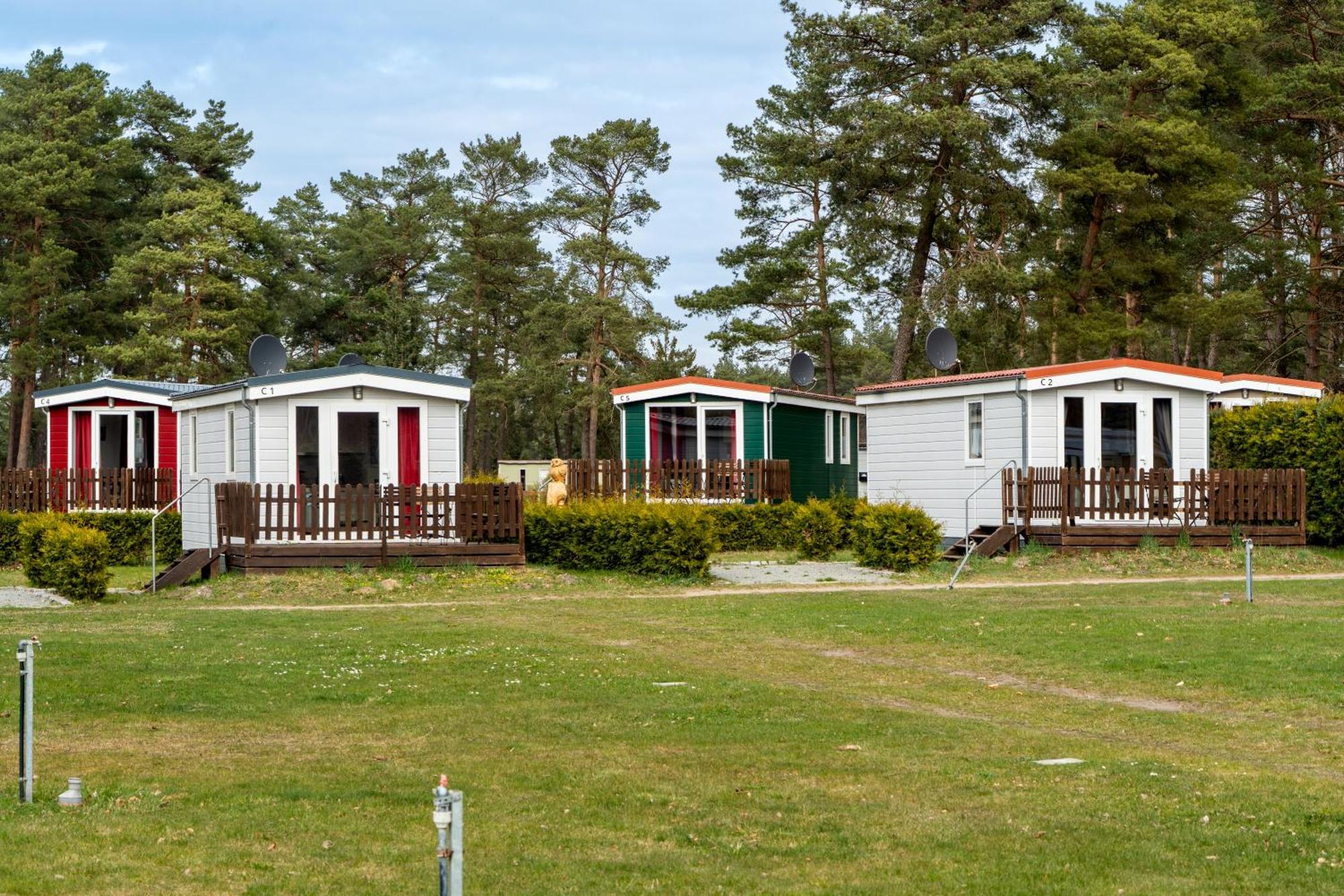 Naturcamping Lueneburger Heide - Chalets & Tiny Haeuser Soltau Dış mekan fotoğraf